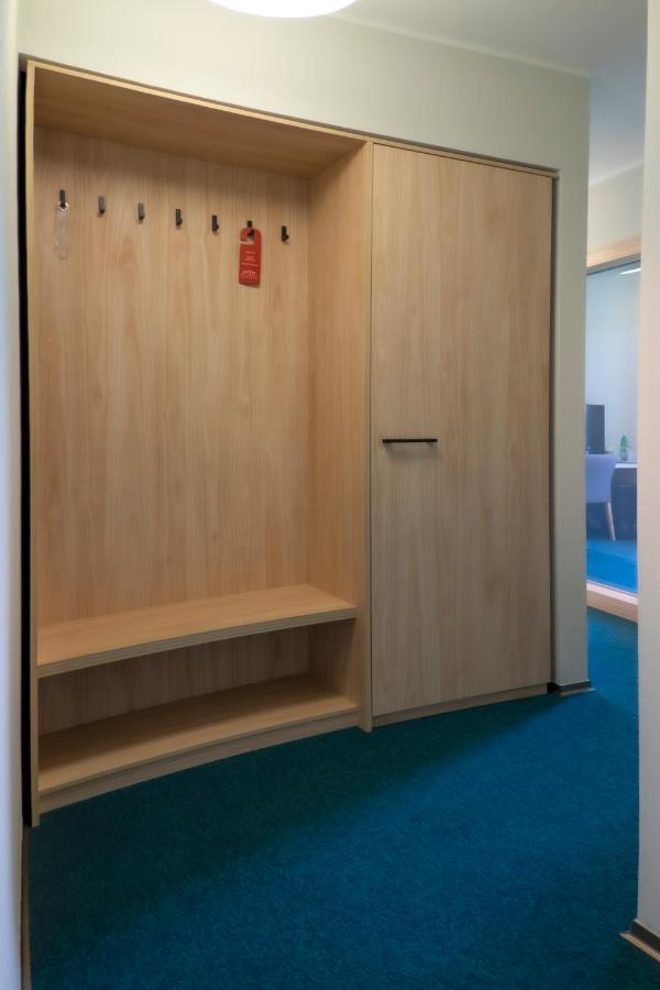Hotel Vinice Hnanice 4*